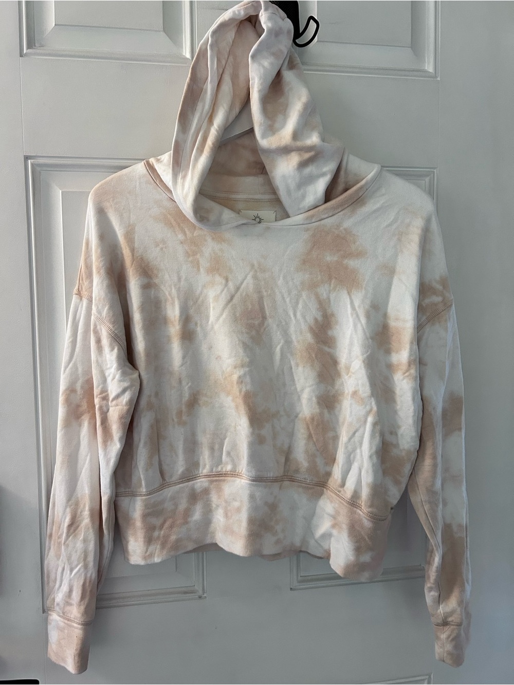 aerie Beige and Cream Tie-Dye Cropped Hoodie